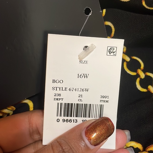 Black & Gold Chain Design Tankini - Picture 12 of 13